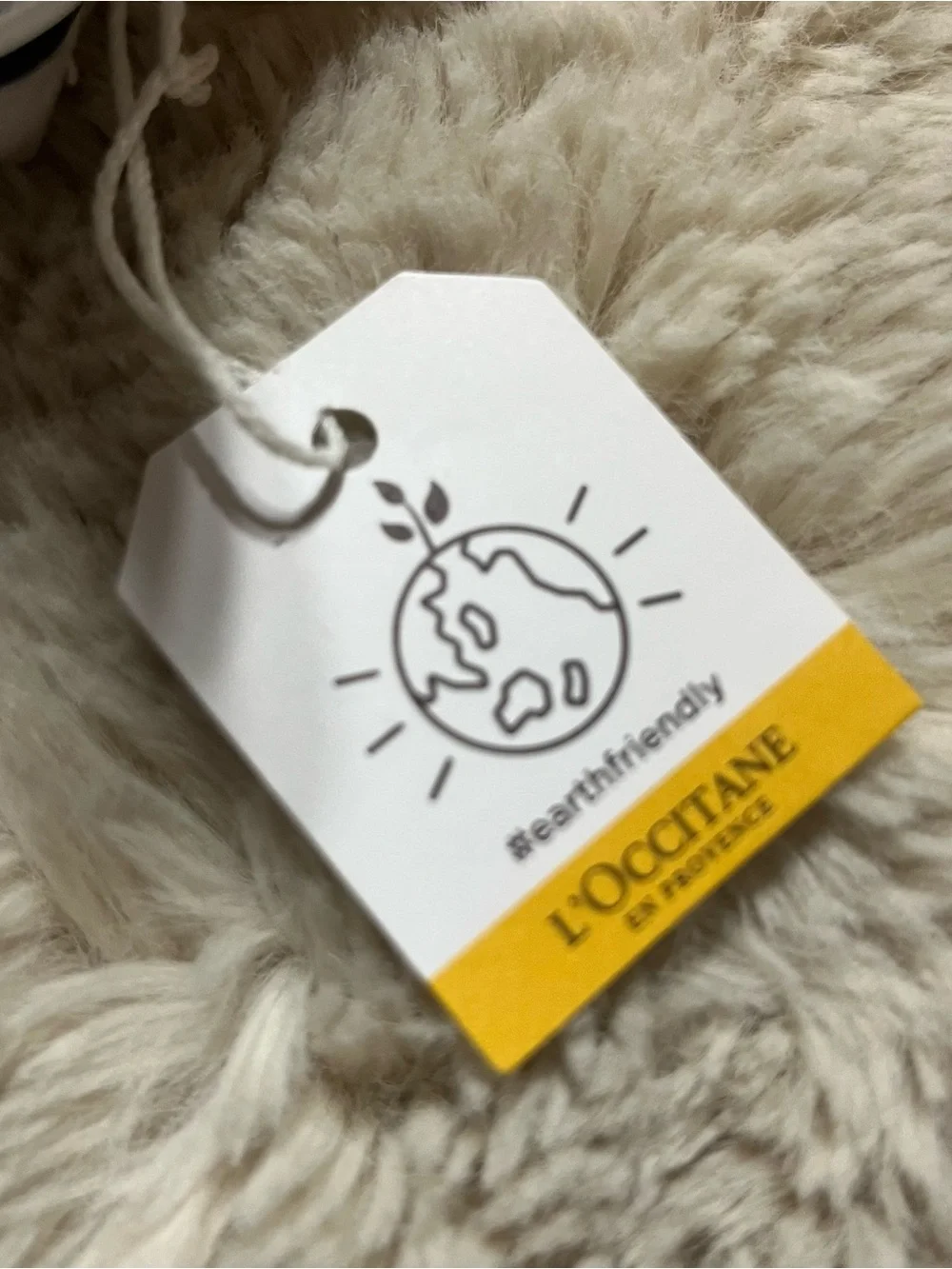 L'OCCITANE White Canvas Pouch with Navy Label NWT 02-06R
